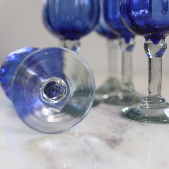 Blue glass goblets set of 6 - Picture 4 of 6